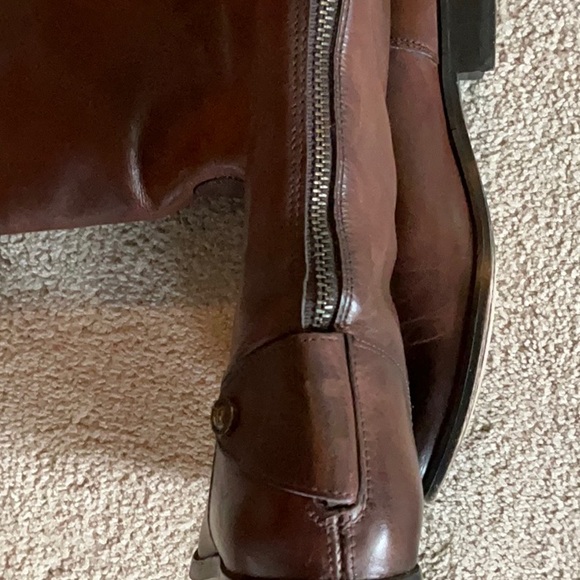 ❤️ Frye Melissa back zip and snap / button boots, Cognac 8.5 Wide Calf.  EUC - Picture 10 of 13